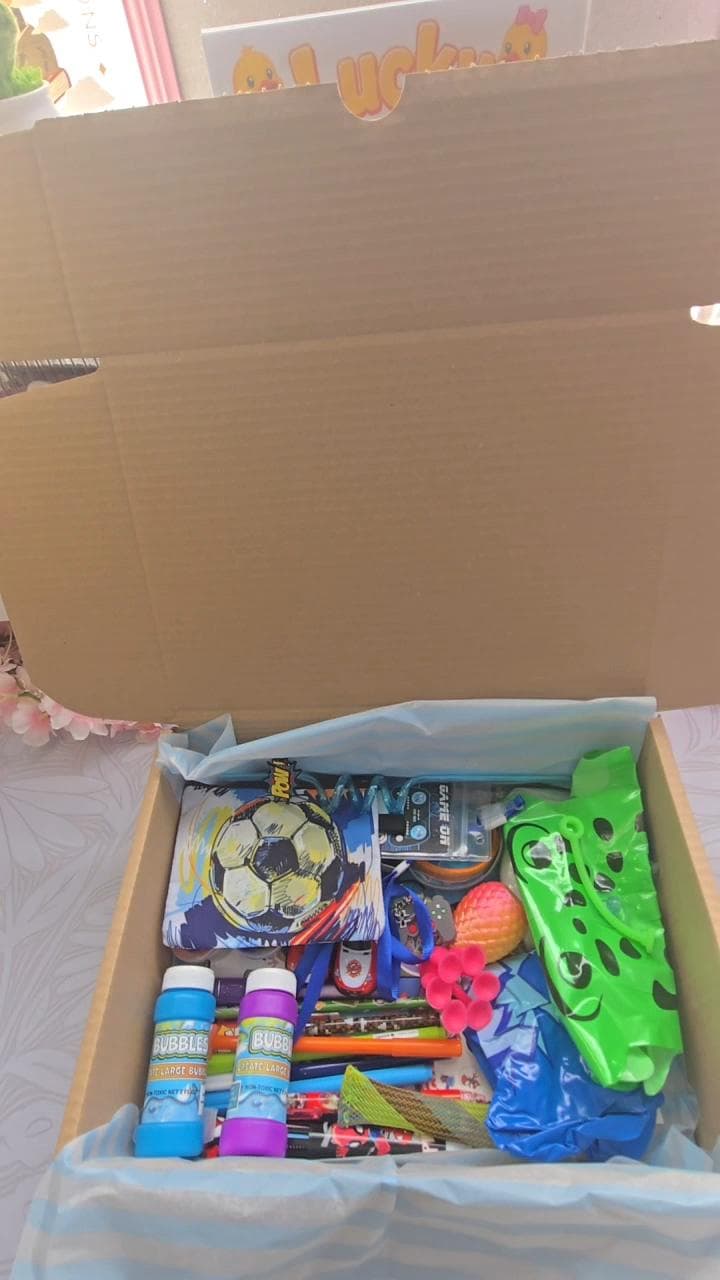 Boys 20 Item Mystery Box